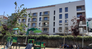 Innovative energy-efficient social housing receives its first tenants in Barcelona